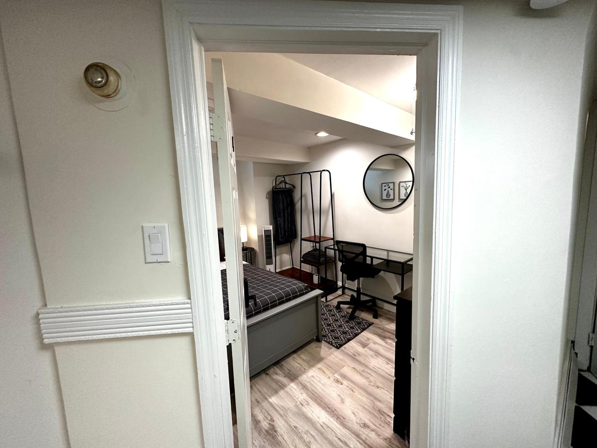 4-A Diamond In Yonkers Hotel Bagian luar foto